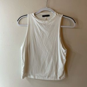 ✨Soft White Top✨